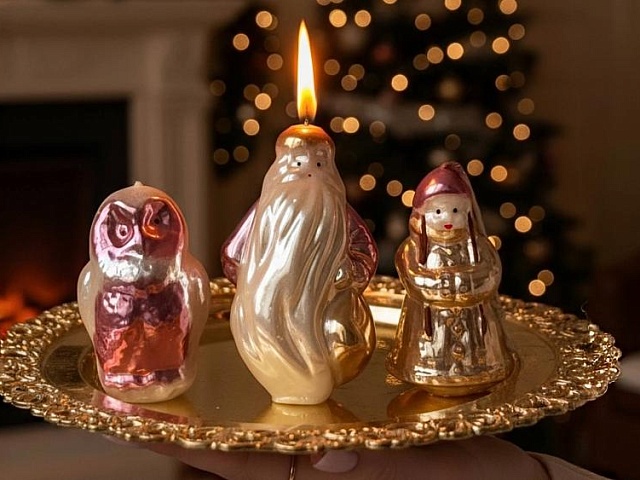 Самозанятая из Омской области создает свечи — точные копии советских ёлочных игрушек